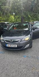 Opel Astra J