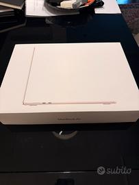 Macbook Air 15’’ 2025 - 16GB RAM - MAI USATO