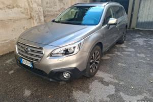 SUBARU OUTBACK SUPER-ACCESSORIATA
