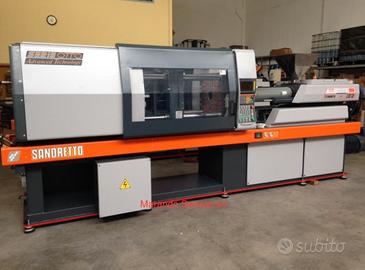 Addetto presse materie plastiche