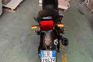 Moto benelli leoncino 500