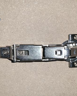 Cerniera blum 180° soft close