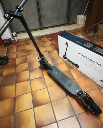 Monopattino elettrico Xiomi mi 2 pro 