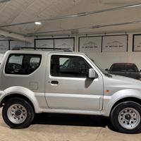 Suzuki Jimny 1.3i 4WD CON RIDOTTE-CLIMA-AUTORADIO