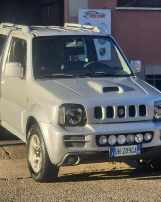 SUZUKI Jimny 1.5 DDiS 4WD JLX