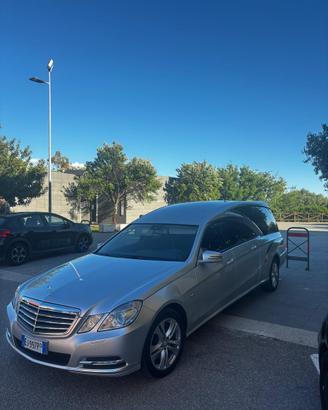 CARRO FUNEBRE MERCEDES CLASSE E 250D