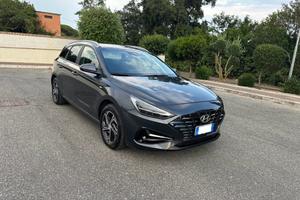 Hyundai i30 1.6 CRDi 136 CV PARI AL NUOVO GARANZIA