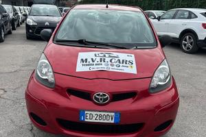 Toyota Aygo 1.0 12V VVT-i 3 porte Sol Red Edition