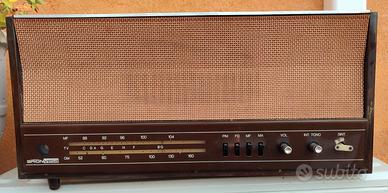 Radio Brion Vega 124