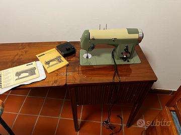 Macchina da cucire Borletti 1102
