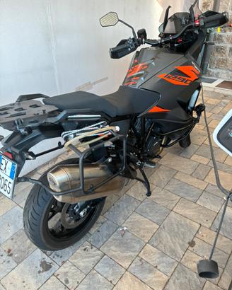 KTM 1290 super adventure