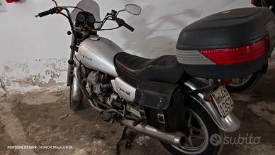 Moto Storica Guzzi VC 350 del 1986