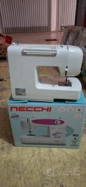 Macchina da cucire Necchi N82