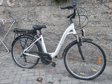 bicicletta  elettrica 