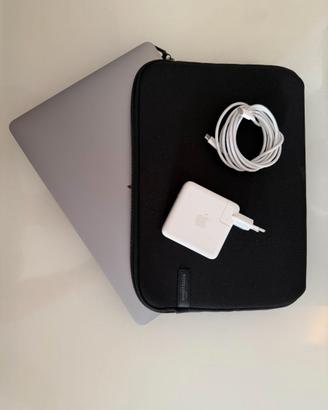 Mac Book Pro 13" - M2