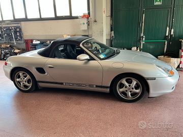 Porsche Boxster 2.5i 24V cat