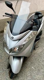 YAMAHA MAJESTY 400 BRILLANTE ECONOMICO