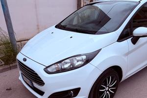 Ford fiesta sport gpl.  1.4