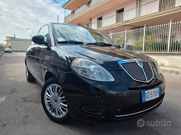 LANCIA YPSILON BENZINA/GPL