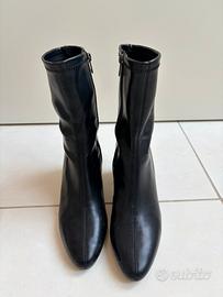 Stivaletti neri Primadonna - n. 40