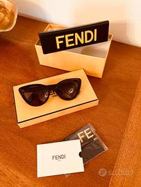 Occhiali da sole donna vari brand