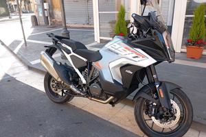 KTM 1290 super Adventure 