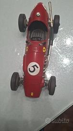 modellino ferrari anni 70