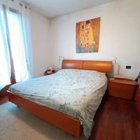Letto matrimoniale in ciliegio