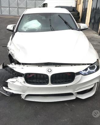 BMW 316D N47D20C F30 berlina DEMOLITO PER RICAMBI