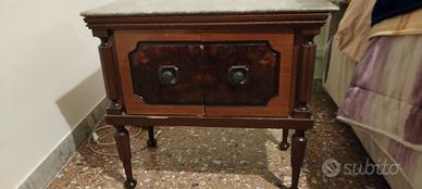 Coppia comodini vintage anni 50/60