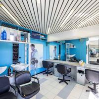 Locale commerciale con posto auto nel cuore di Var