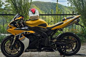 Yamaha r1 2004