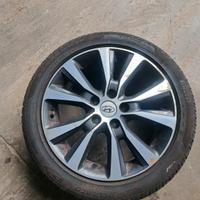 4 cerchi in lega da 17 con gomme nuove 