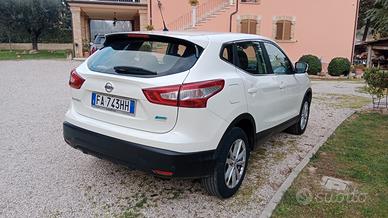 NISSAN QASHQAI 1.5 Diesel