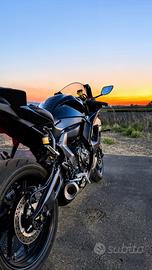 YAMAHA - YZF R7