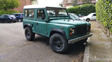 Defender 90 1986