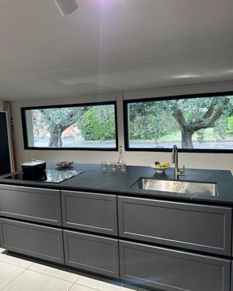 Cucina isola Snaidero Frame laccata 104x256