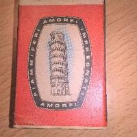 Antica e rara scatola di fiammiferi