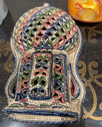 Applique marocchina in ceramica traforata