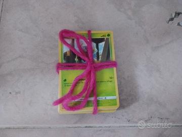 50 carte Pokemon casuali 