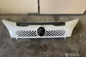 Mascherina Anteriore Per Citroèn Jumper 2024