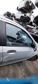 HYUNDAI GETZ 2005 - PORTA ANTERIORE DESTRO