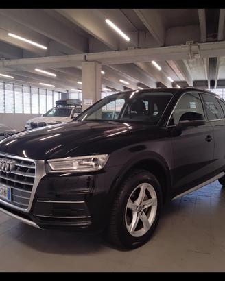 AUDI Q5 II 2017 - Q5 40 2.0 tdi Business Sport qua