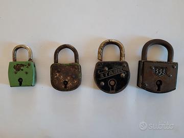 LOTTO 4 LUCCHETTI FERRO ANTICHI VECCHI STABIL 333