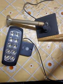 Faretto LED ad energia solare con sensore 