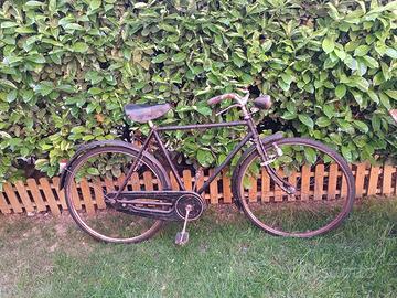 bicicletta da uomo vecchia