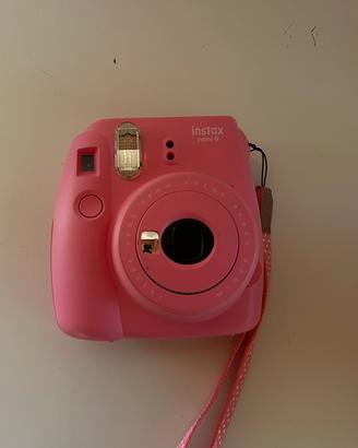 macchinetta fujifilm instax rosa