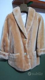 Pelliccia vintage montone attuale 