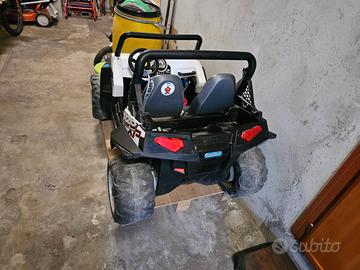 Peg perego RZR 900 EFI