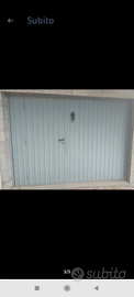 Portone basculante zona Trento usato